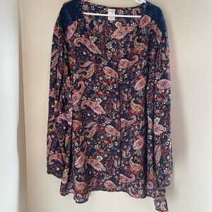 Terra & Sky - Paisley Print Women's Top
